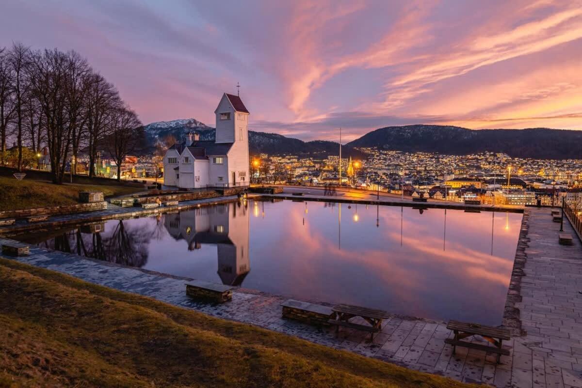 Dinbnb Apartments I 350M To Bryggen I Renovated 2023 I Quiet Top Apart Берген Экстерьер фото